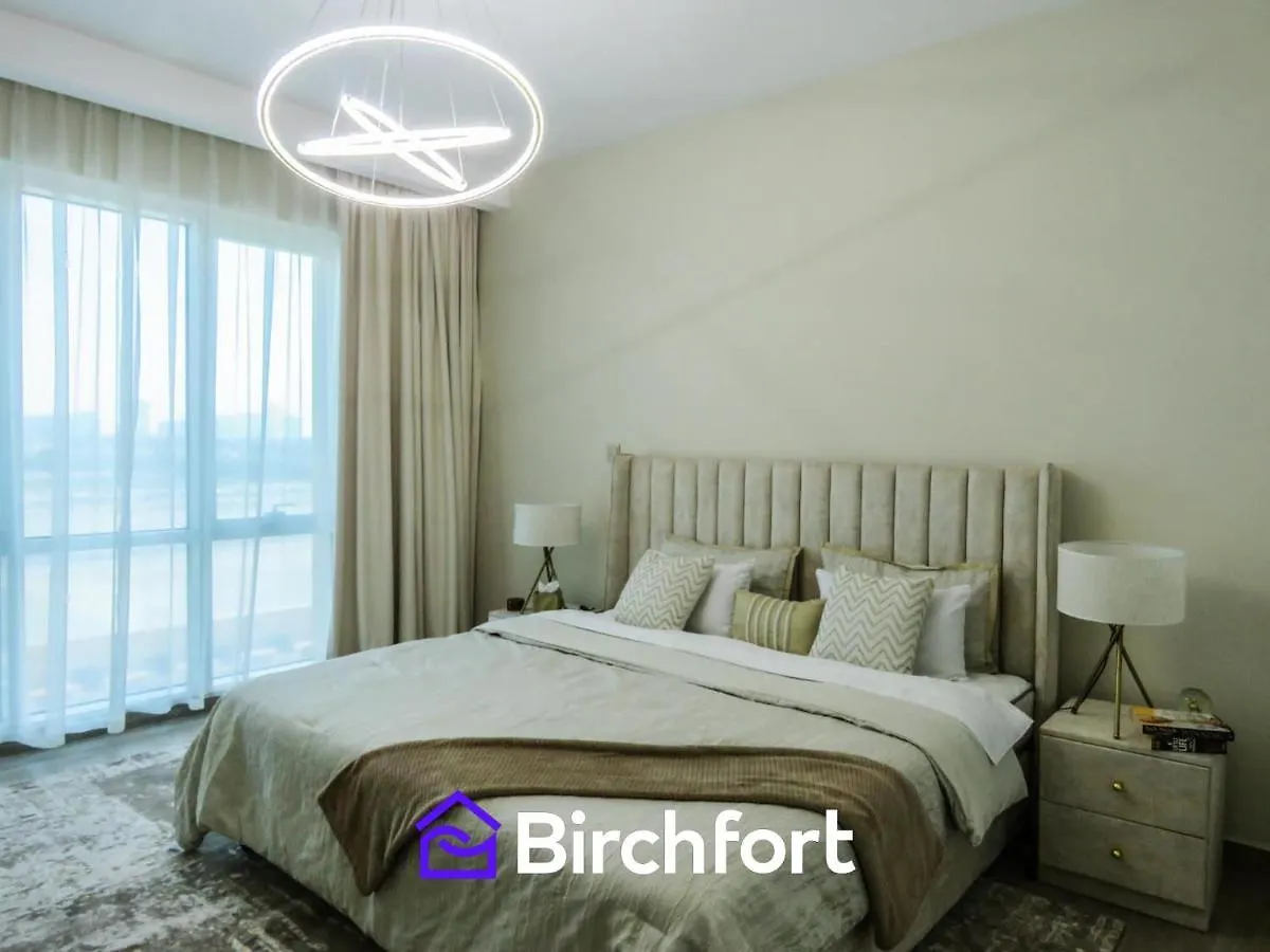 Birchfort - Newly Renovated Huge 2 Bedroom Apartment Dubai