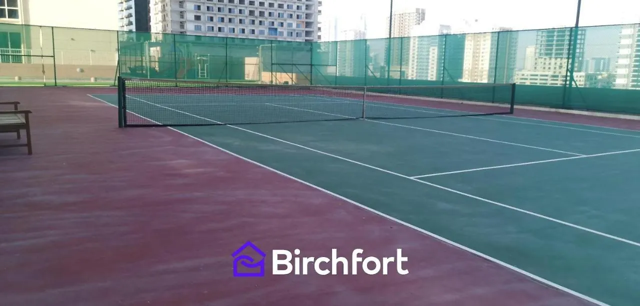 Birchfort - Newly Renovated Huge 2 Bedroom Apartment Dubai