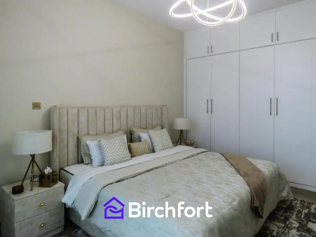 Birchfort - Newly Renovated Huge 2 Bedroom Apartment Dubai